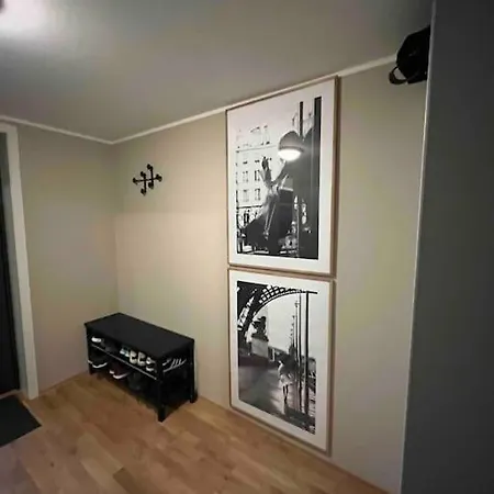 Metro In Basement, Garage, 2018 Model Daire *
