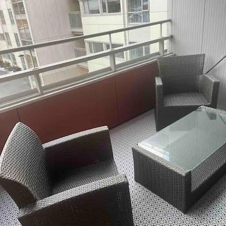 Metro In Basement, Garage, 2018 Model Appartement Bergen